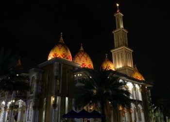 Masjid Roudhotul Muchlisin.