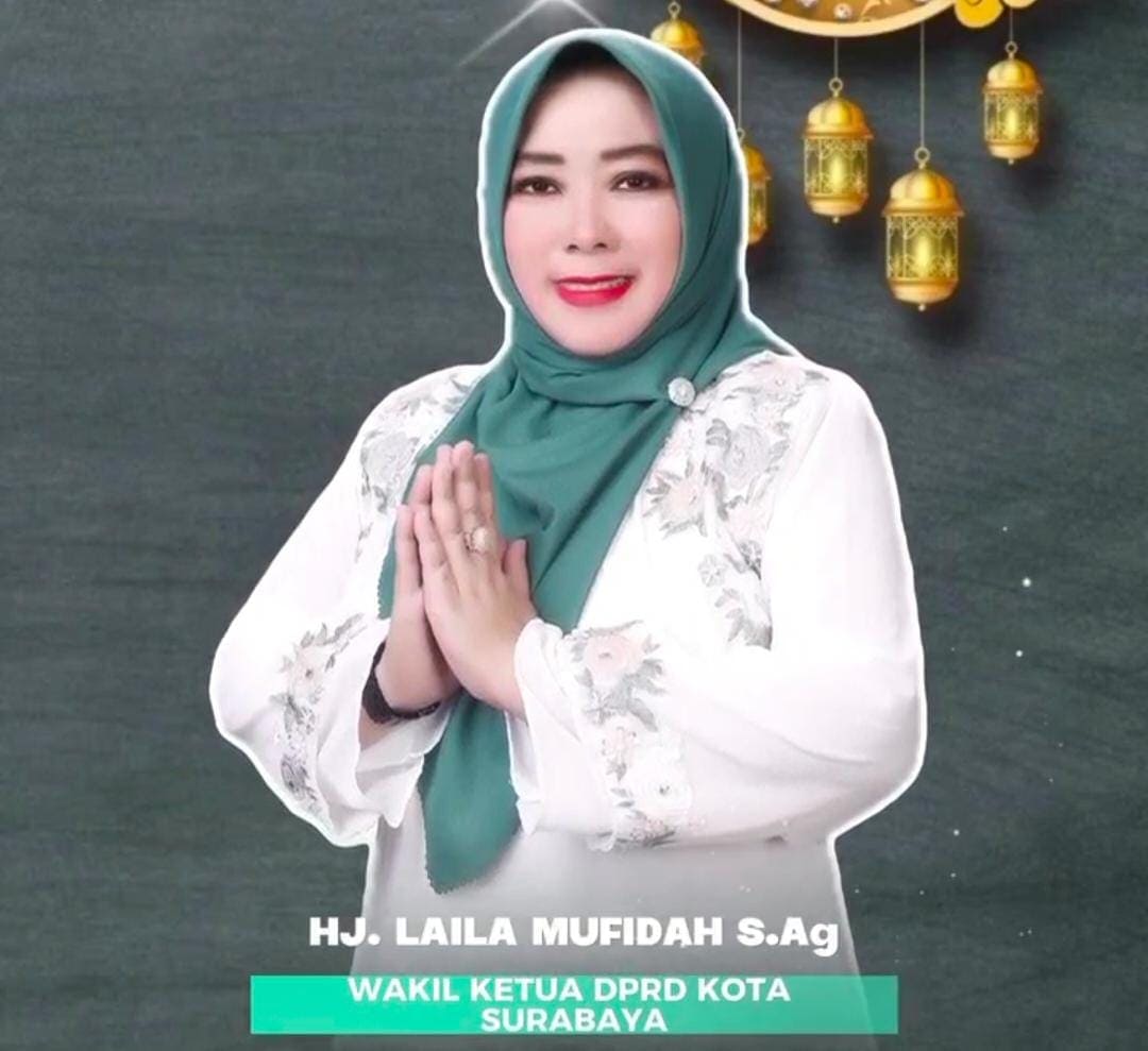 Anggota DPRD Surabaya Laila Mufidah tangani banjir.