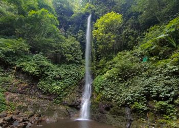 Air Terjun Grenjengan.