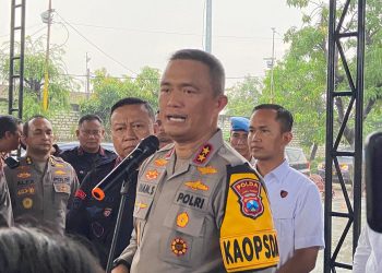 Ledakan bom.
