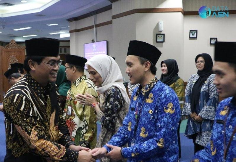 Data BPS 2023, Jumlah Tenaga PNS di Kabupaten Mojokerto Didominasi Kaum Hawa 1 Tenaga PNS.