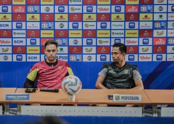 Persebaya vs Madura United.
