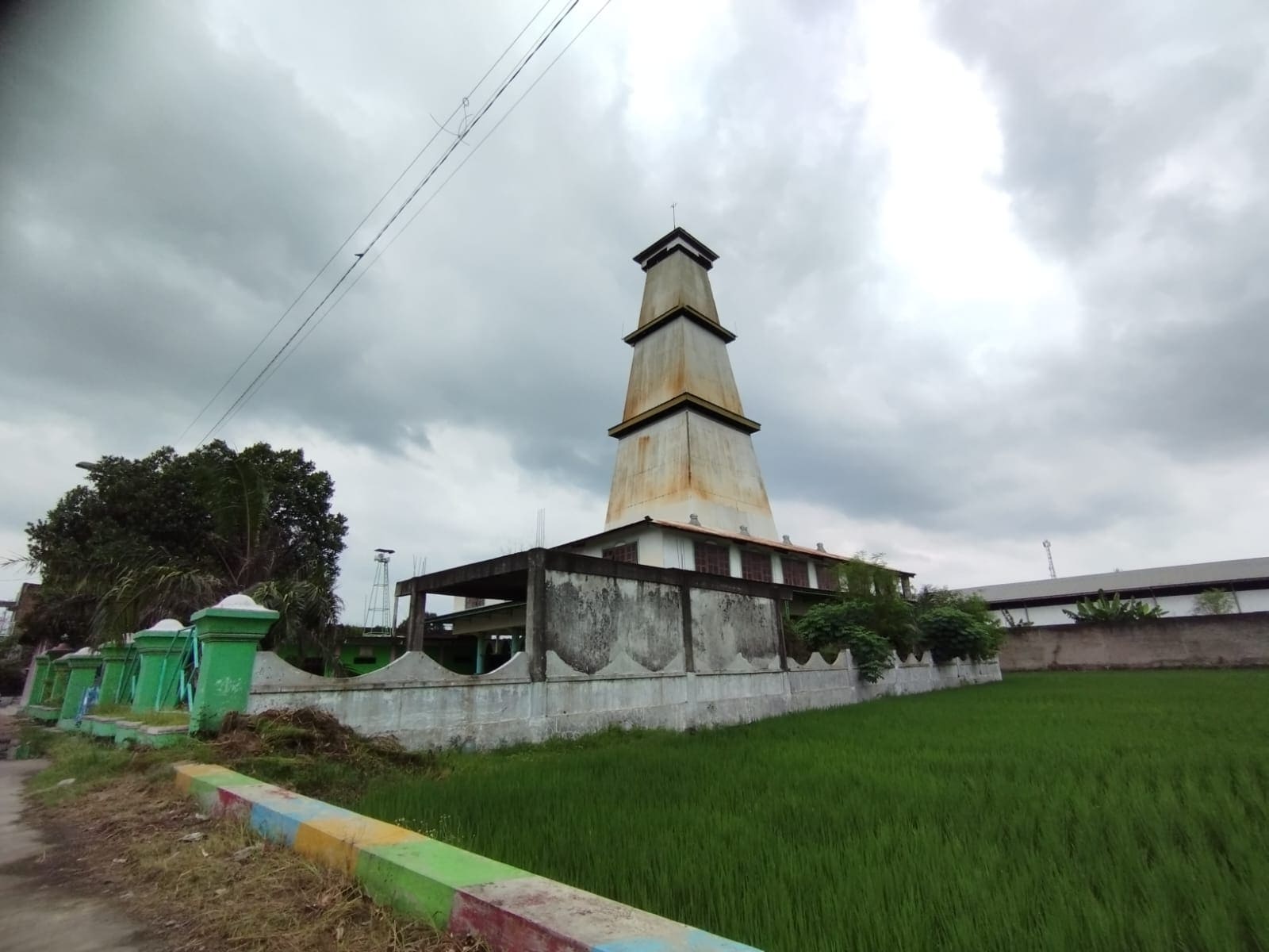 Masjid Ki Buyut Langkay di Mojokerto.