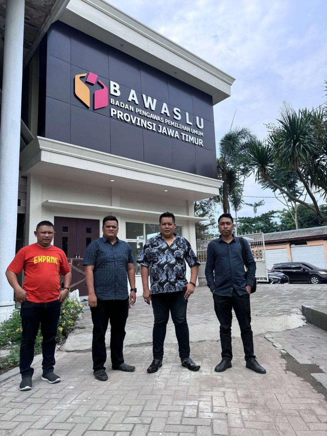 Gunawan Center Amankan Suara PDIP di Malang Raya, Lapor Bawaslu Jatim soal Dugaan Kecurangan 1 Gunawan Center.
