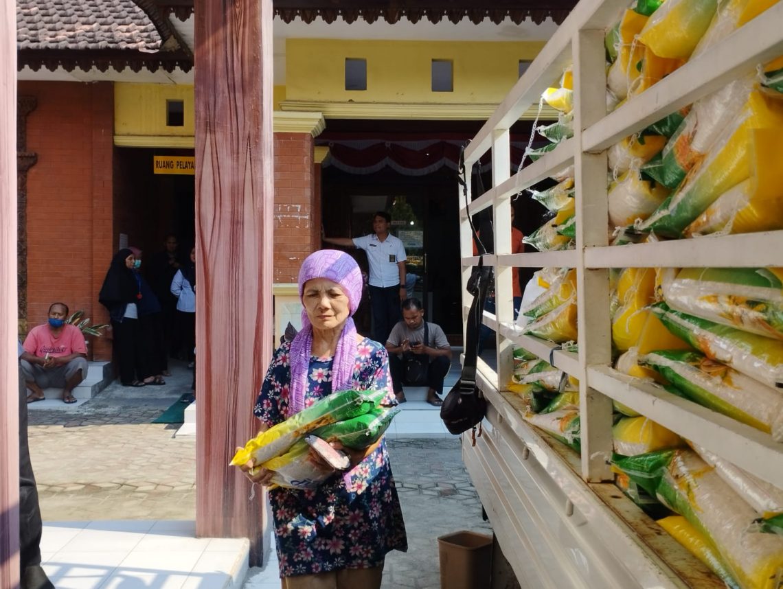 Stabilkan Harga, Pemkot Mojokerto Geber Pasar Murah Jelang Lebaran 1 Pasar murah
