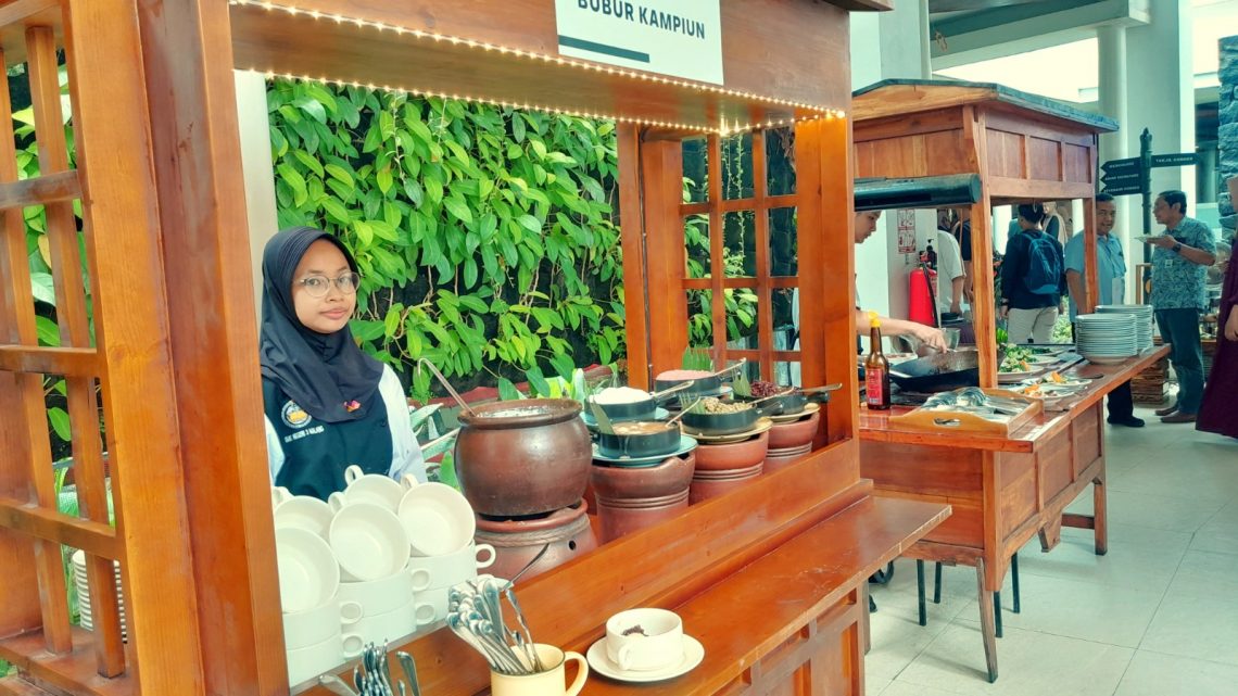 Sambut Ramadan, Rayz UMM Hotel Sajikan Berbagai Makanan Dengan Konsep Asian Street Food 1 Rayz UMM Hotel 3