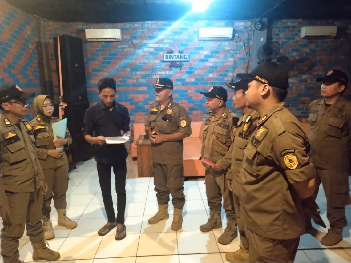 Ramadan, Tempat Hiburan Malam di Mojokerto Masih Nekat Buka 1 Satpol PP