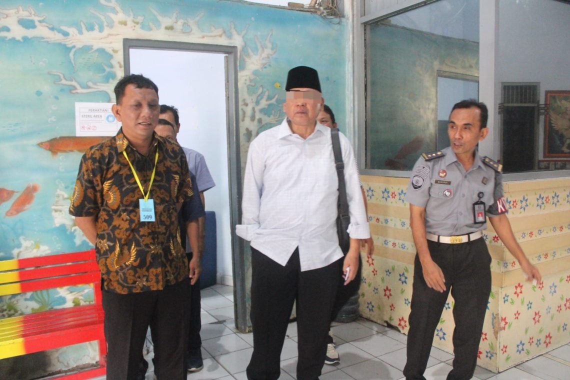Rendra Kresna.