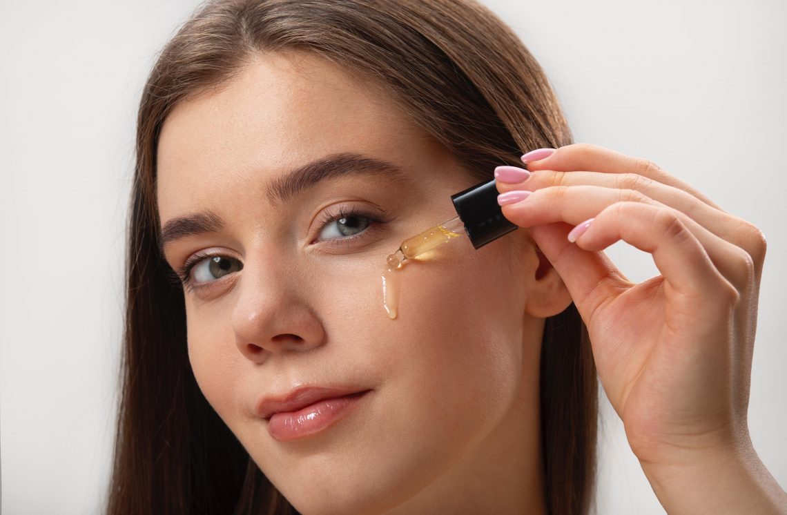 Skincare retinol.