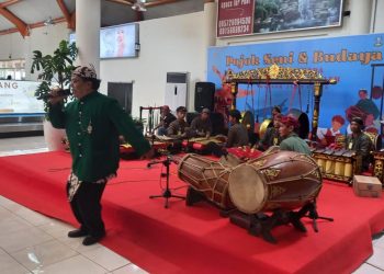 Tampil Beda! Penumpang di Bandara Abdulrachman Saleh Kini Disuguhi Campursari hingga Tari-tarian 8 Bandara Abdulrachman Saleh.