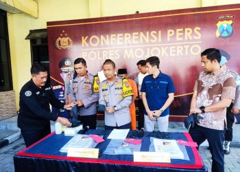 Kades Sampangagung.