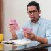 Mengatur keuangan.