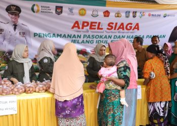 Pasar pangan murah.