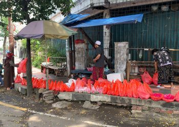 lapak bunga tabur di jember