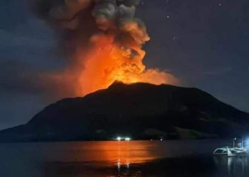 gunung ruang