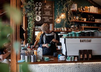 Bisnis kafe.