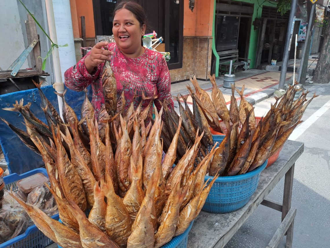Ikan Panggang Pantura Tuban Jadi Primadona Para Pemudik 1 ikan panggang