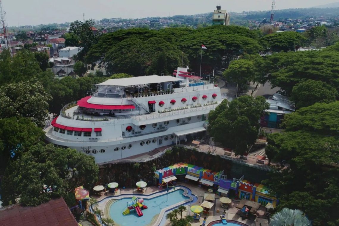 Hotel Kapal