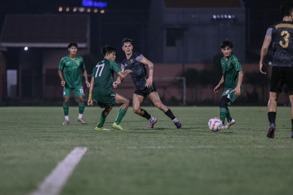Jaga Performa Tim Selama Musim Jeda, Persebaya Lakukan Internal Game 1 Persebaya Surabaya
