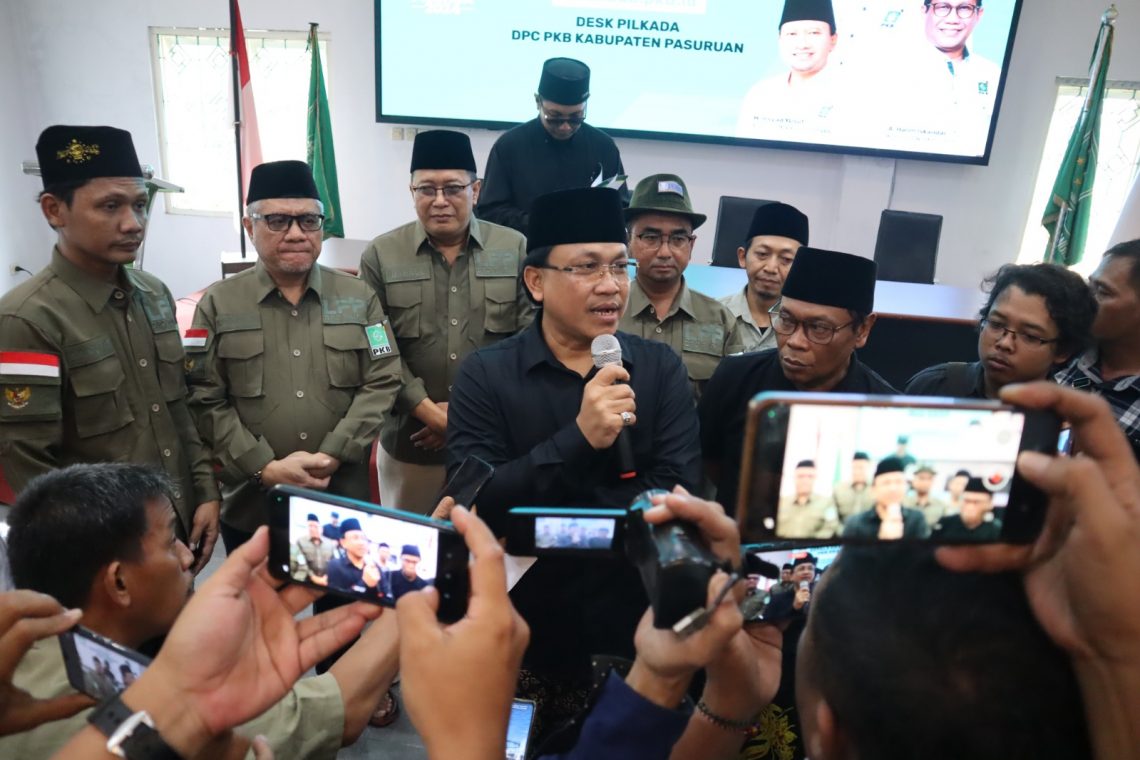 Mantan Kajari Ramdhanu Daftar Jadi Calon Bupati Pasuruan, Ketua Kampanye Desk Pilkada PKB Habib Mahdi Beri Apresiasi 1 Ramdhanu Dwiyantoro