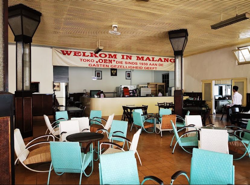 Toko Oen Malang, Khas Vintage Kolonial Belanda Dengan Legenda 'Old Fashioned Ice Cream' 1 Toko Oen
