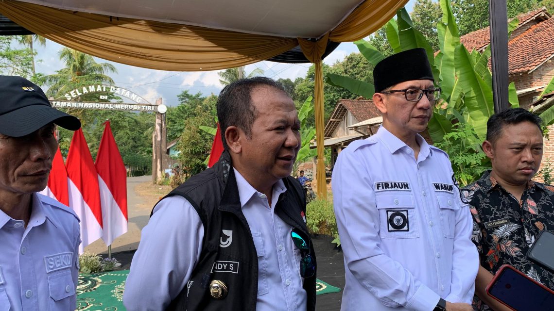 Proyek Pembangunan Jalan Andongrejo-Bandealit, Lintasi Taman Nasional Meru Betiri Mudahkan Warga Jember 1 Andongrejo-Bandealit.