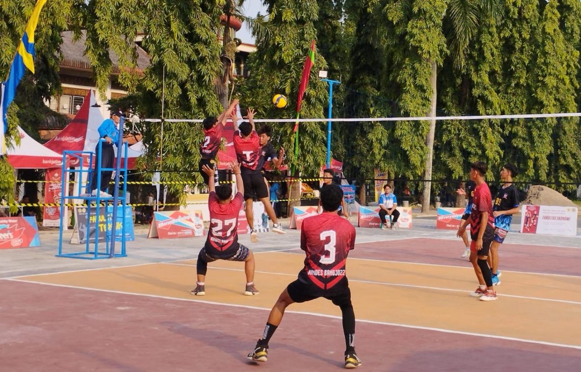 Unim Mojokerto.