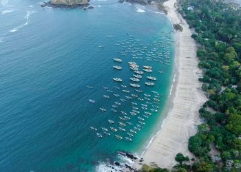 Pantai di Jember.