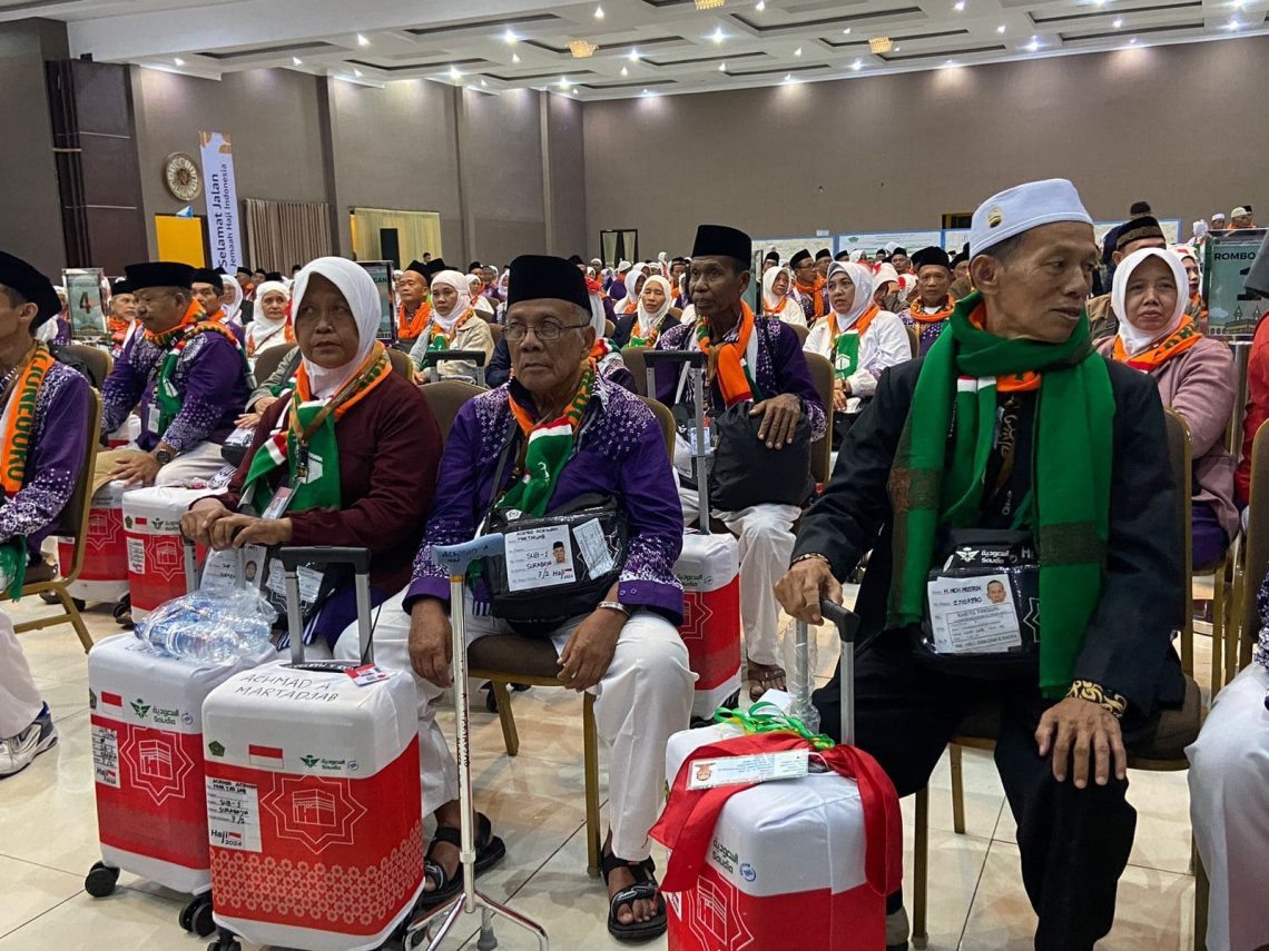 25 Jamaah Haji Embarkasi Surabaya Tertunda Berangkat, Terdata Ada Satu Orang Meninggal hingga Hamil 1 jamaah haji Embarkasi Surabaya.