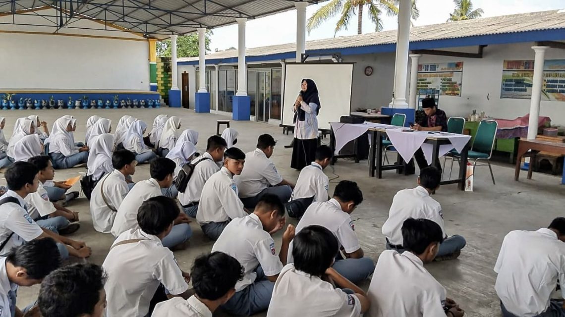 Prodi PG-PAUD dan PPKn Unikama Ajak SMK Walisongo Bululawang Peduli Pendidikan Anak Usia Dini 1 SMK Walisongo Bululawang.