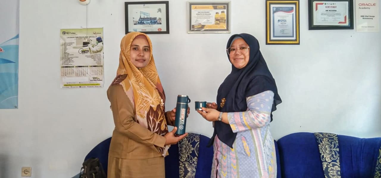 Prodi PG-PAUD dan PPKn Unikama Ajak SMK Walisongo Bululawang Peduli Pendidikan Anak Usia Dini 2 Unikama dan SMK Walisongo Bululawang.