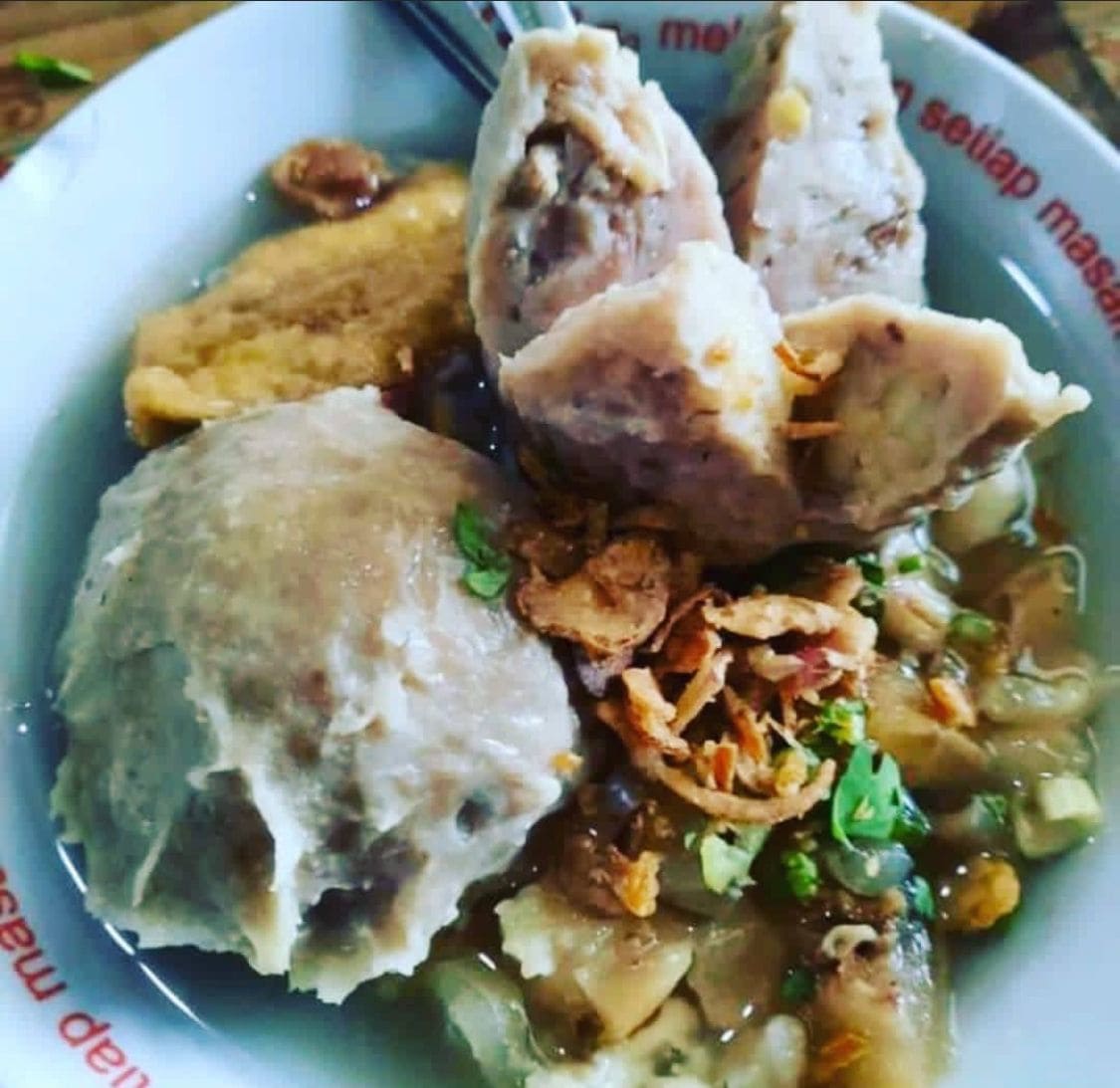 3 Rekomendasi Kuliner Bakso Murah 10 Ribuan di Sekitar Kampus Unej Jember, Rasanya Maknyus Cocok untuk Anak Kos Hemat Budget 3 Kuliner bakso di Jember.