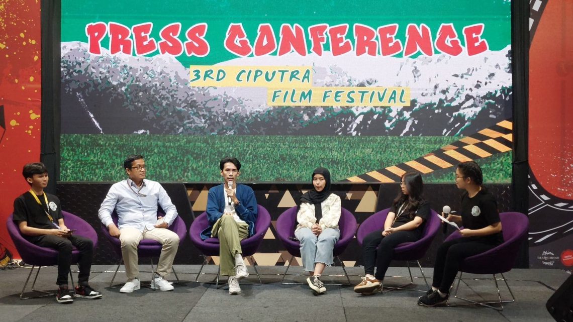 Ciputra Film Festival 2024, Fikom Universitas Ciputra Surabaya Hadirkan Dion Wiyoko dan Wregas Bhanuteja 1 Universitas Ciputra Surabaya.