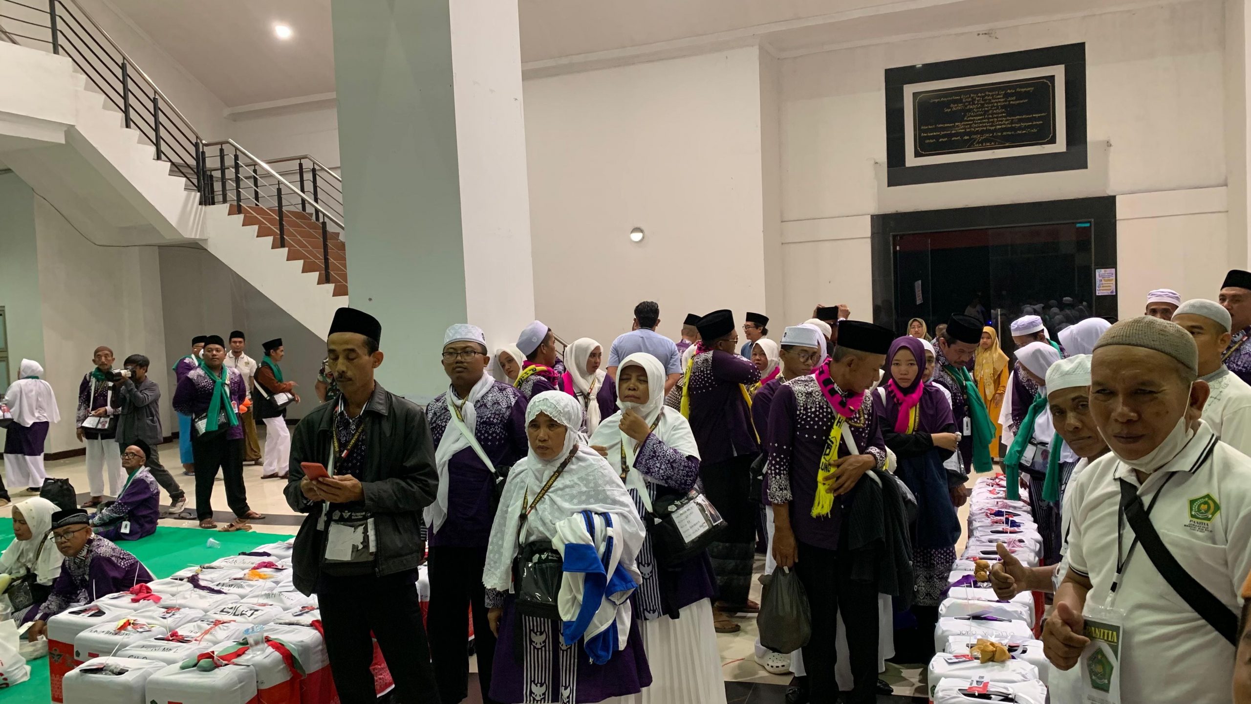 Bupati Jember Hendy berangkatkan jamaah.