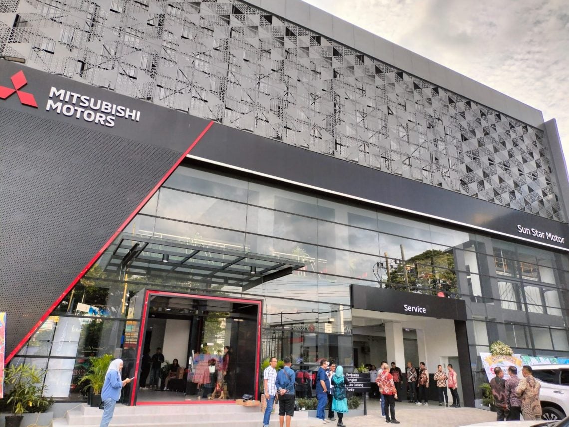 Resmikan Diler Baru Mitsubishi Motors SUN Malang Kota, MMKSI Optimis Penjualan dan Layanan Servis Meningkat 5 diler baru Mitsubishi Motors SUN Malang Kota