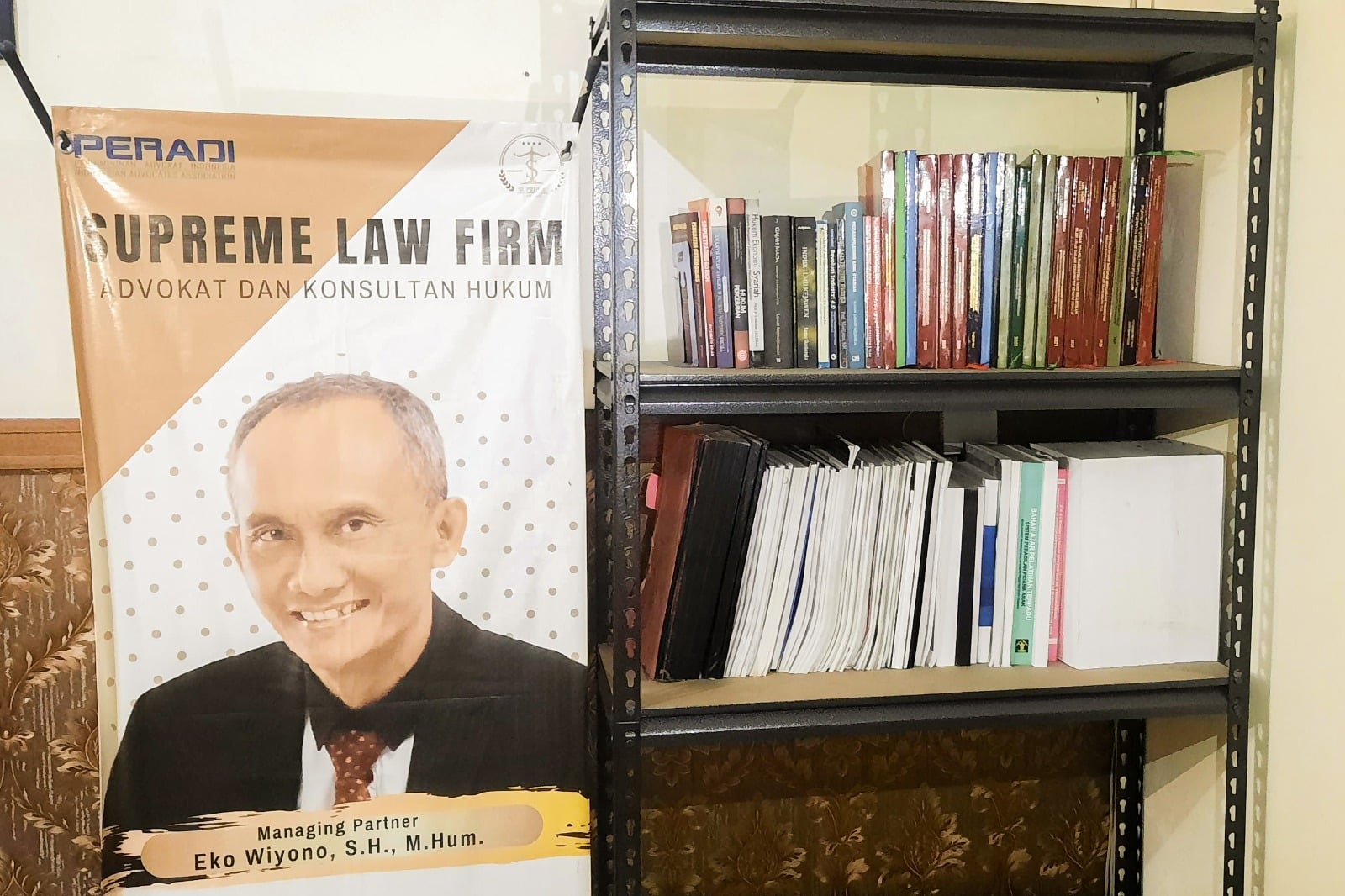 Unikama dan Supreme Law Firm