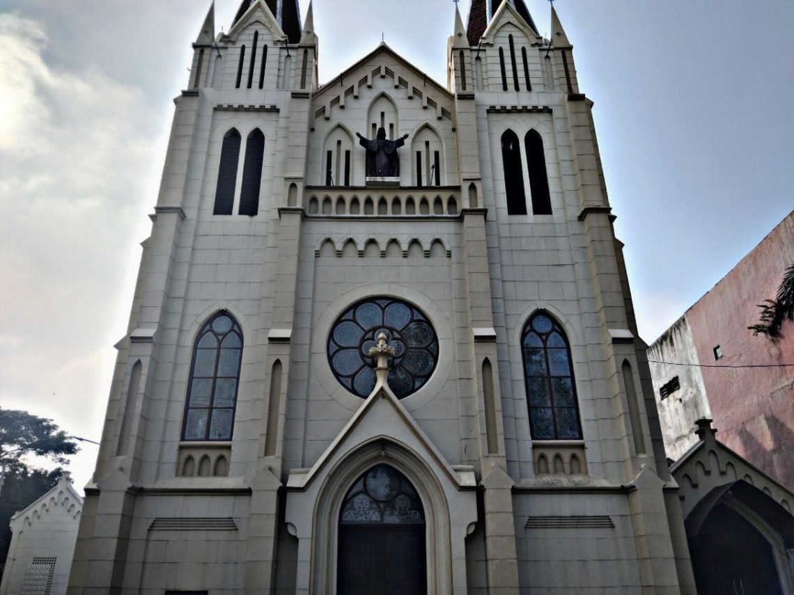 Sacred Heart of Jesus: Old Catholic Church Near Me in Kayutangan Heritage 5 Old Catholic Church Near Me in Kayutangan Heritage