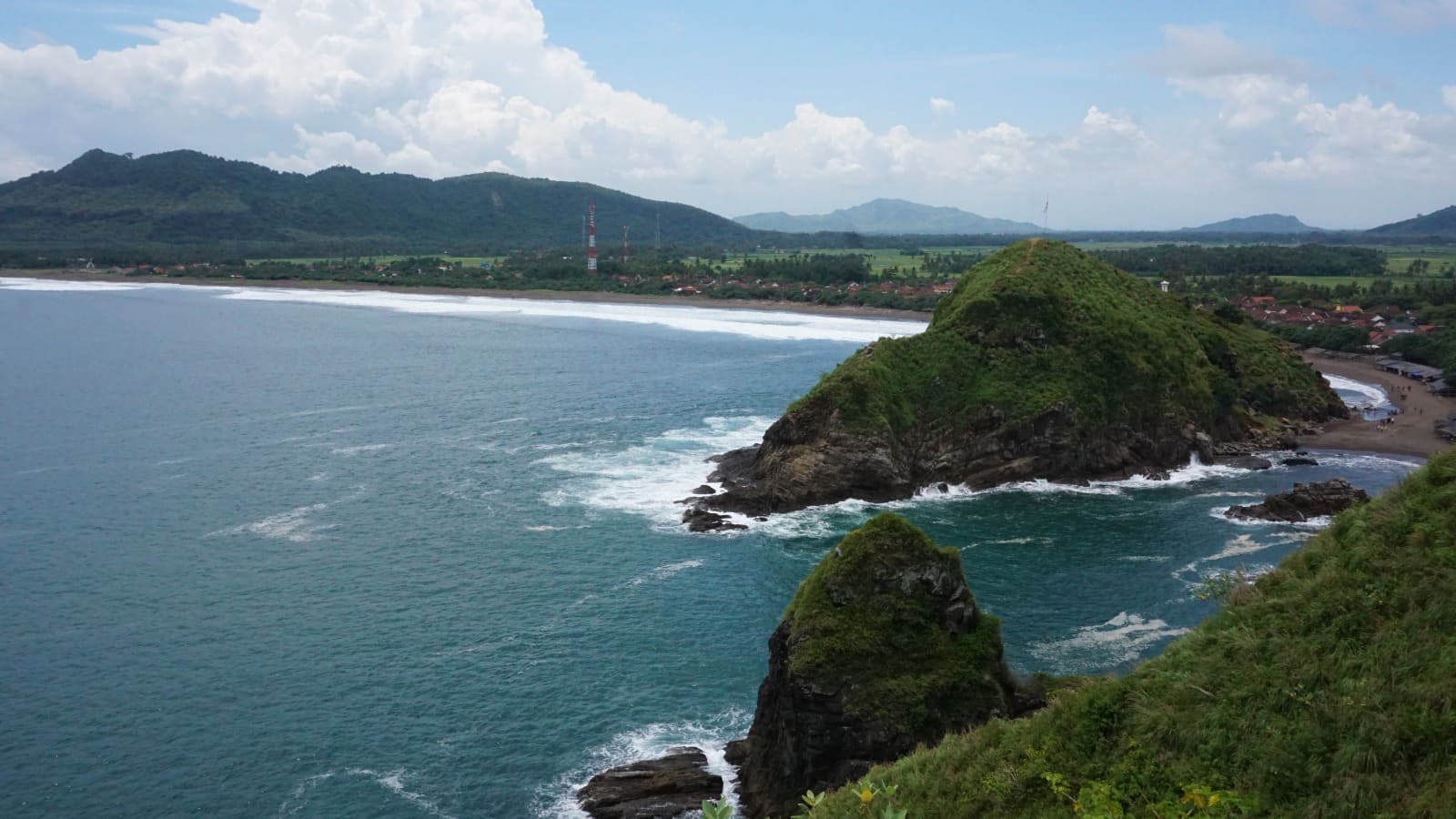 Pantai Payangan di Jember