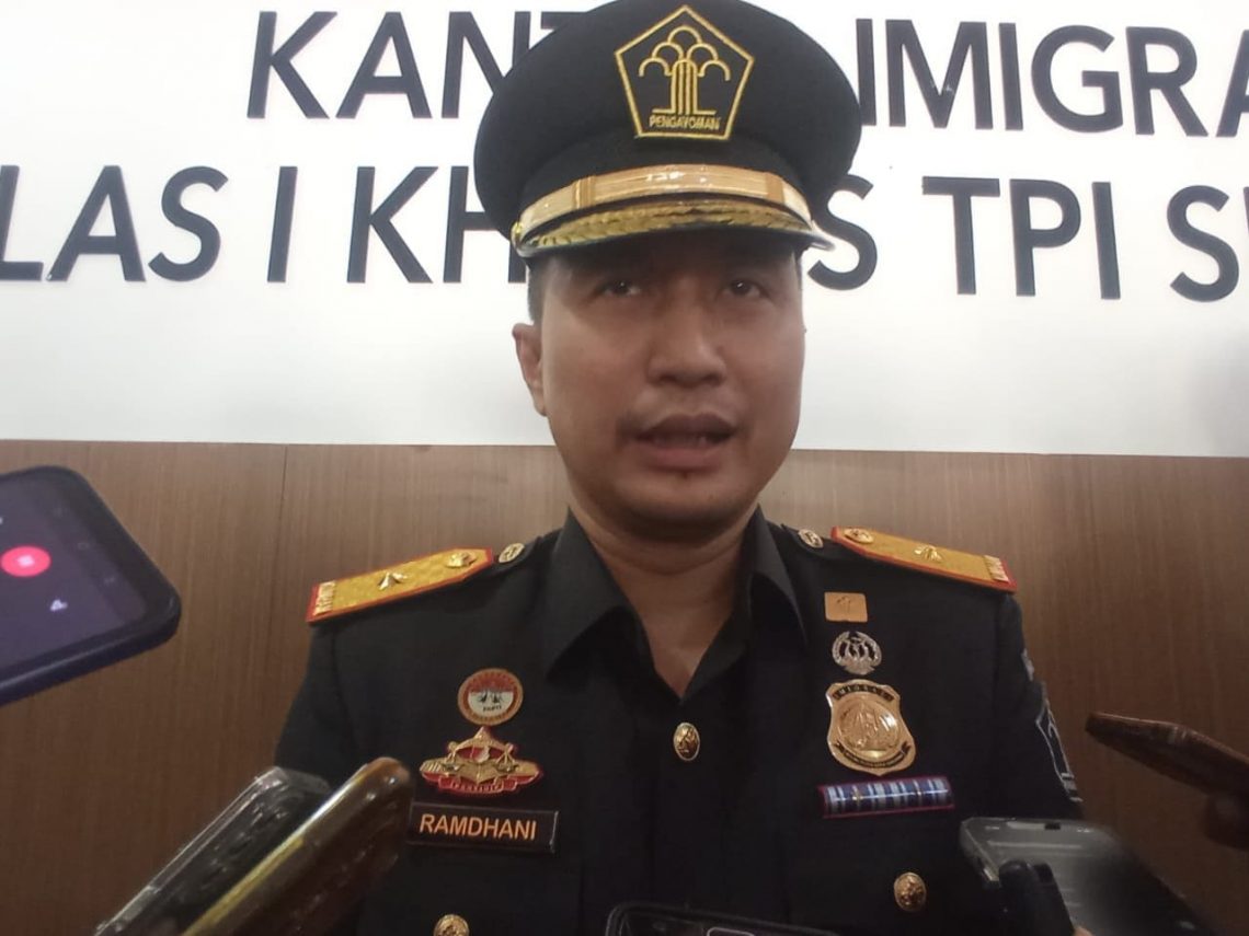 Baru Dilantik, Kepala Imigrasi Surabaya Jadikan Fast Track Haji Masuk Skala Prioritas 1 Fast track.