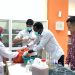 Summer Camp, Mahasiswa Asing asal Yaman dan Chad Belajar Bikin Ekoenzim di Unmuh Jember 8 Unmuh Jember.