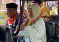 Penjual salak.