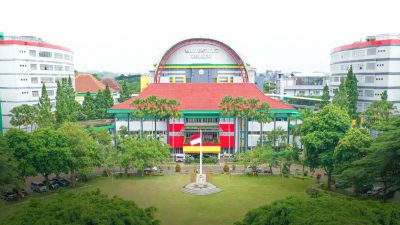 Kampus di Jember.