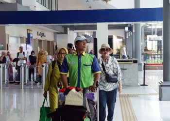 Daop 8 Surabaya.