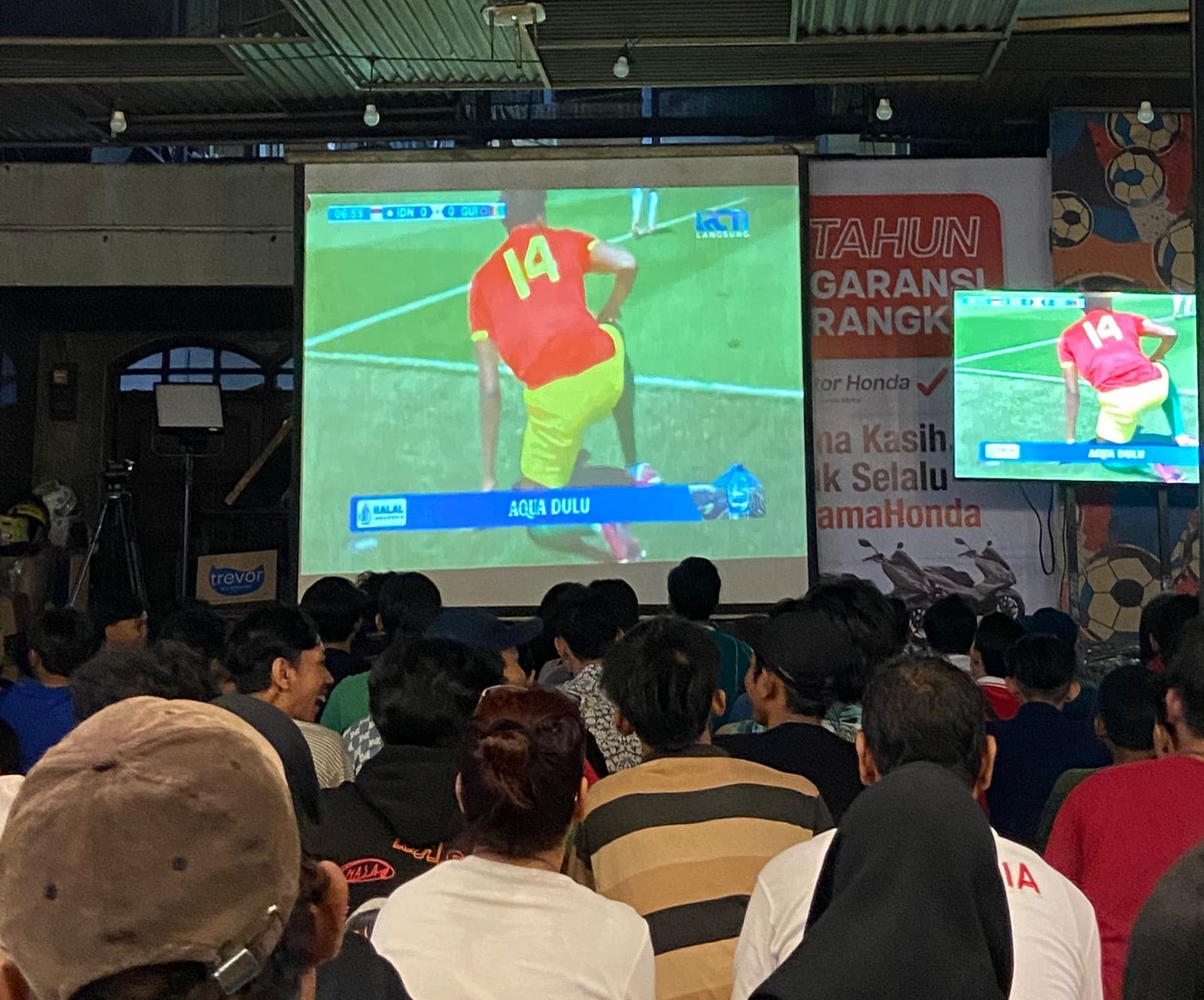 Gagal Raih Tiket Olimpiade Paris 2024, Suporter Tetap Bangga Pencapaian Timnas Indonesia U-23 2 Timnas Indonesia U-23.