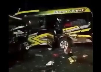 Kecelakaan beruntun.