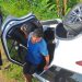 Mobil terbalik