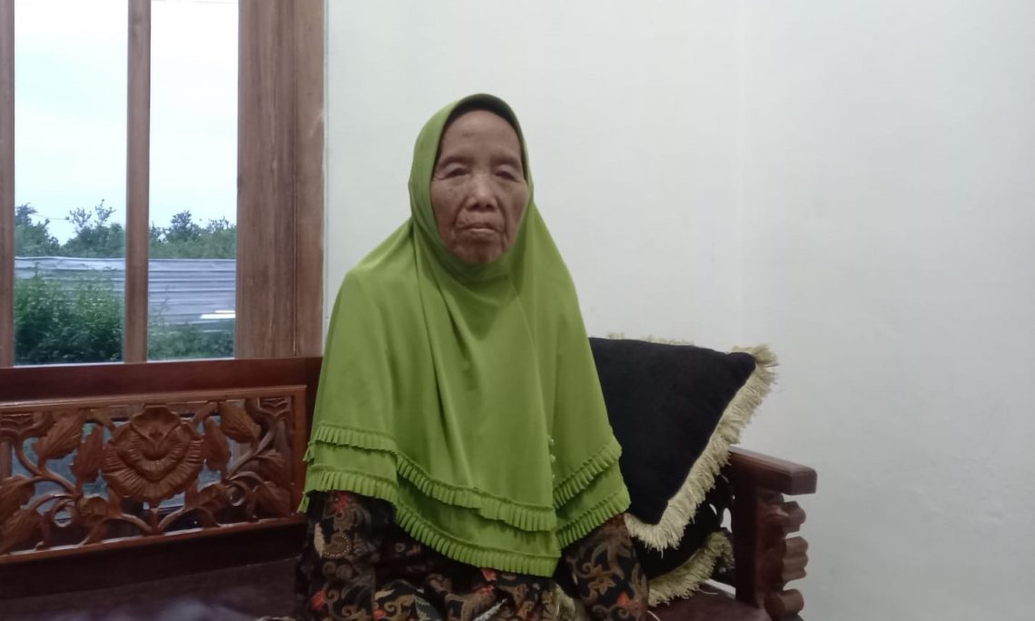 Tekat Paitun, Calon Jemaah Haji 92 Tahun asal Malang Berangkat Tanpa Keluarga 1 Paitun