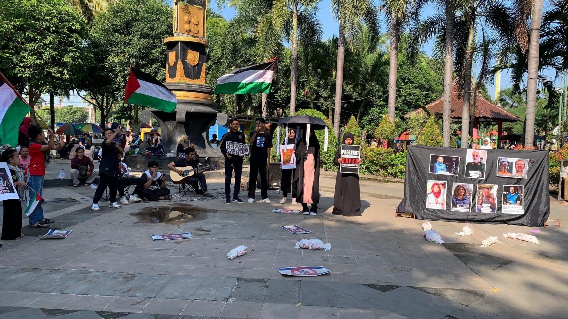 Suarakan Isu Kemanusiaan di Palestina, Aliansi Pemuda Jember Aksi Damai Anti-Amerika, Israel dan Zionis 1 Pembela Palestina Jember