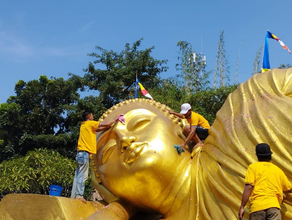 patung Buddha