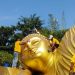 Patung Buddha Raksasa di Maha Vihara Majapahit Dimandikan Jelang Waisak 2568 13 patung Buddha